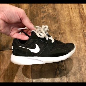 Toddler Nike’s